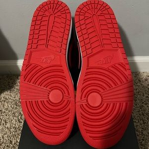 Jordan 1 Mid Alternate Bred